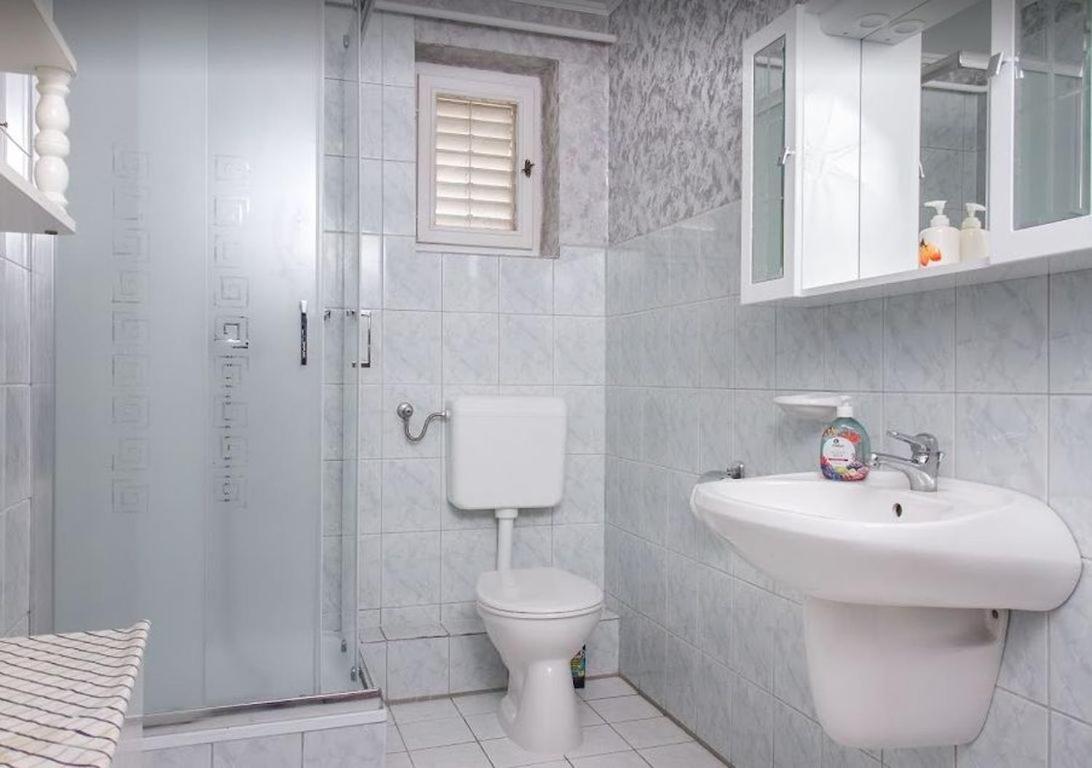 Gizella Haz Apartment Keszthely Ngoại thất bức ảnh