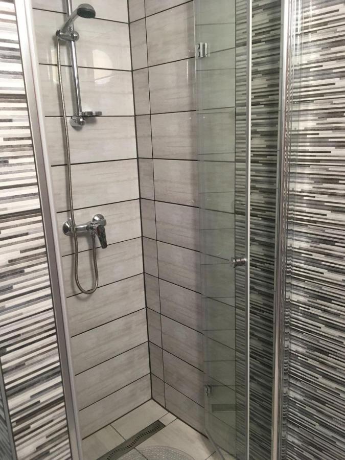 Gizella Haz Apartment Keszthely Ngoại thất bức ảnh